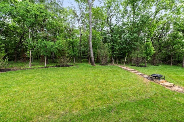 11807 S Kenton St, Olathe, KS 66061 - view of grassy yard