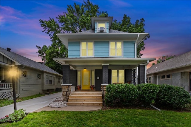 111 E Ruby Ave, Independence, MO 64050 - american foursquare style home featuring covered porch