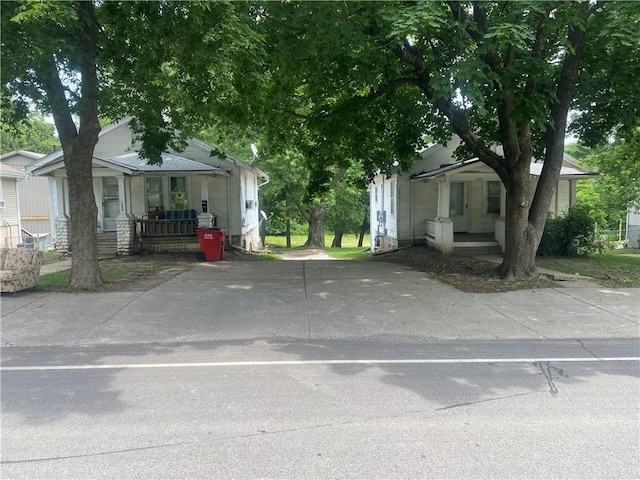 1335 S Osage St, Independence, MO 64055 - photo 1