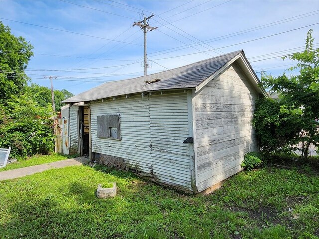 801 W 10th St, Coffeyville, KS 67337 - photo 34