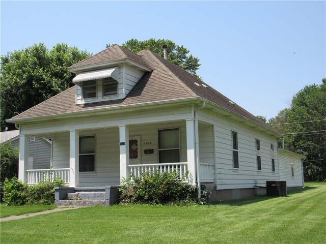 1624 S Barrett Ave, Sedalia, MO 65301 - photo 43