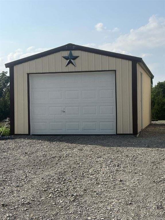 3632 SE 228th St, Lathrop, MO 64465 - view of garage