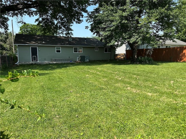 1915 W 5th St, Sedalia, MO 65301 - rear view of property