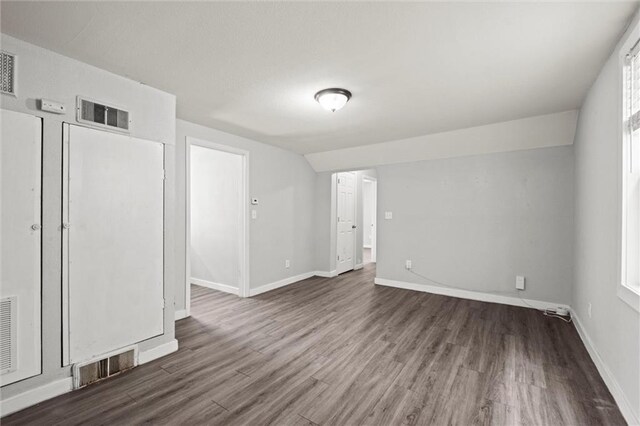520 Sandusky Ave, Kansas City, KS 66101 - empty room with wood finished floors