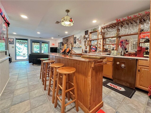 4117 NE Edgewater Ct, Lees Summit, MO 64064 - indoor bar with recessed lighting and decorative light fixtures