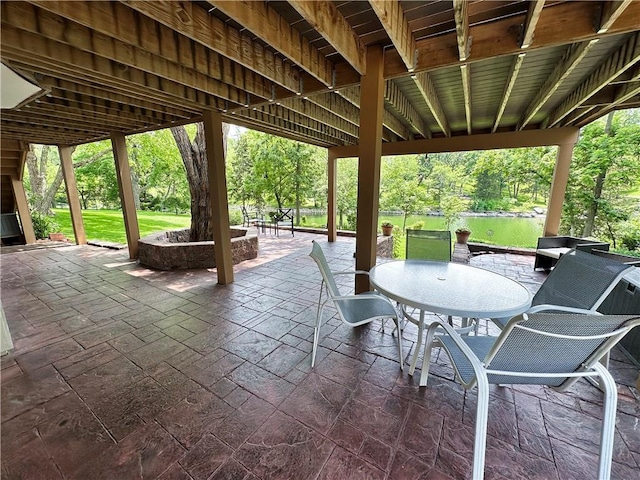 4117 NE Edgewater Ct, Lees Summit, MO 64064 - view of patio / terrace with outdoor dining area