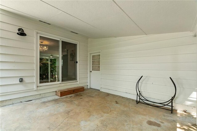 811 NW Maynard St, Blue Springs, MO 64015 - view of patio