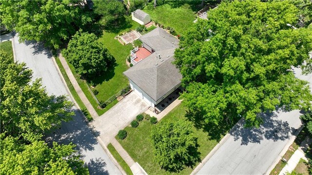 304 SE Moore St, Blue Springs, MO 64014 - aerial view of property and surrounding area