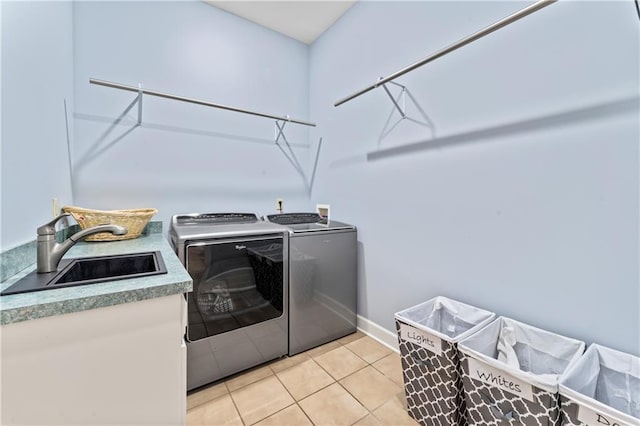 31134 W 161st St, Excelsior Springs, MO 64024 - laundry room featuring washing machine and clothes dryer and light tile patterned floors