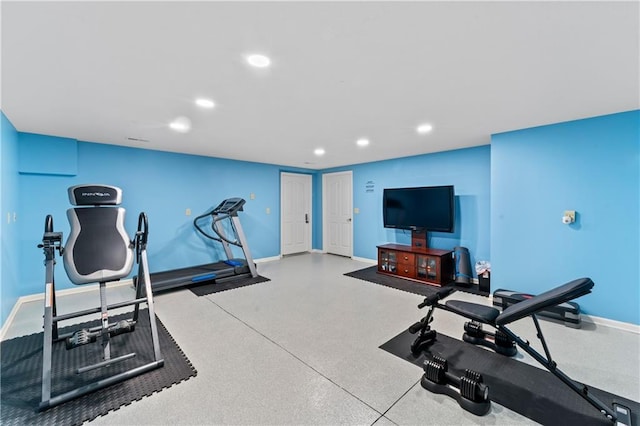 31134 W 161st St, Excelsior Springs, MO 64024 - workout room featuring recessed lighting and baseboards