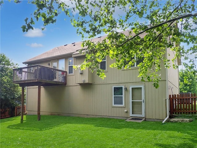 4301 NE 84th Ter, Kansas City, MO 64156 - back of property featuring a deck
