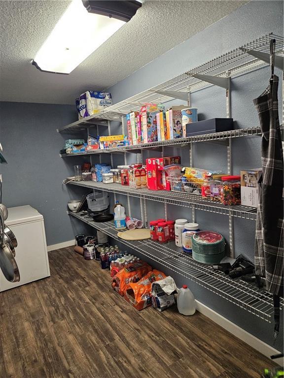 245 S 250th St, Pittsburg, KS 66762 - storage area featuring washer / clothes dryer