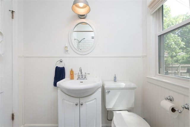 5915 Fontana St, Fairway, KS 66205 - half bath featuring vanity and a wainscoted wall