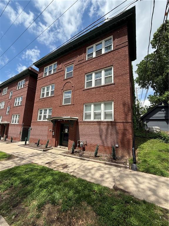 712-714 W 38th St, Kansas City, MO 64111 - photo 13