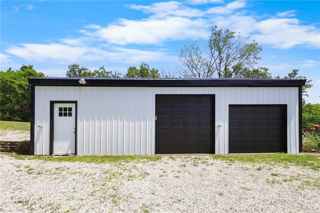 39103 New Lancaster Rd, Lacygne, KS 66040 - view of detached garage