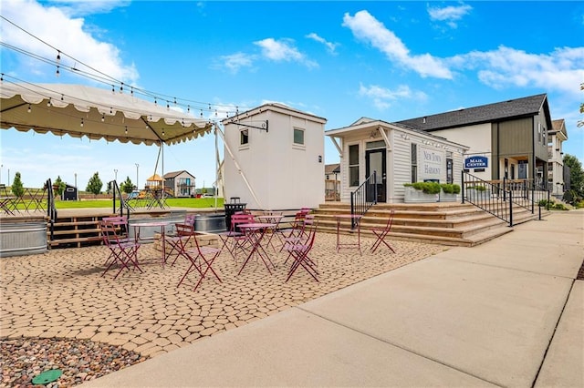 23506 E 10th St S, Independence, MO 64056 - view of home's community