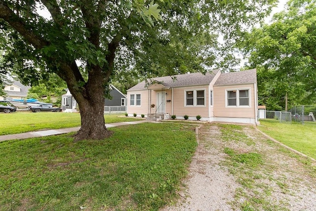 319 E 12th St, Ottawa, KS 66067 - view of front of home