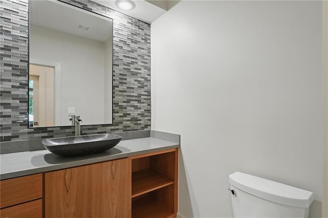 6112 N Mattox Rd, Kansas City, MO 64151 - half bath with backsplash and vanity