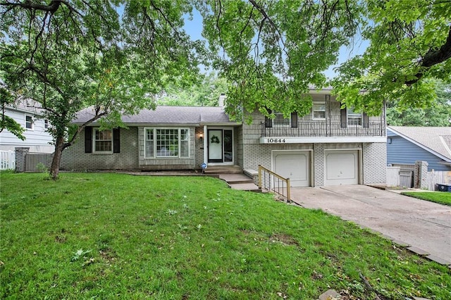 10644 Bridlespur Dr, Kansas City, MO 64114 - photo 1