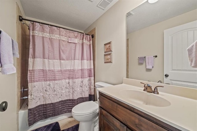 18783 W 165th St, Olathe, KS 66062 - full bathroom with vanity, shower / bath combination with curtain, and a textured ceiling