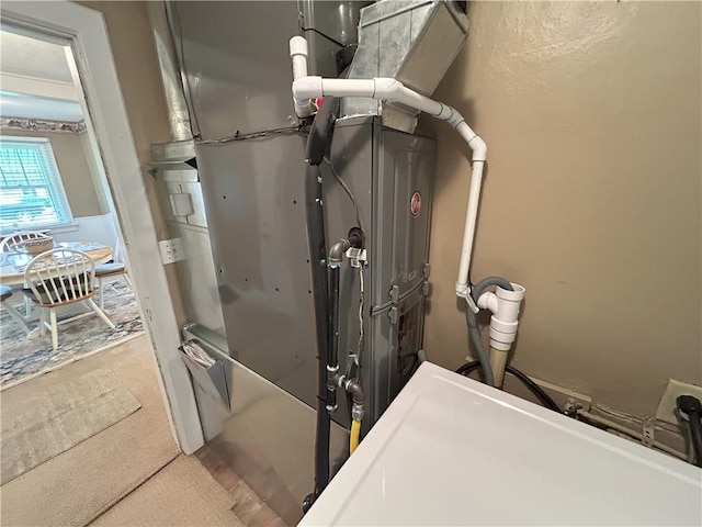 1047 N Lynn St, Nevada, MO 64772 - view of utilities