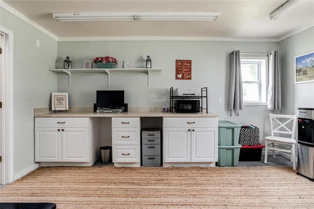2450 Labette Rd, Ottawa, KS 66067 - office space featuring crown molding