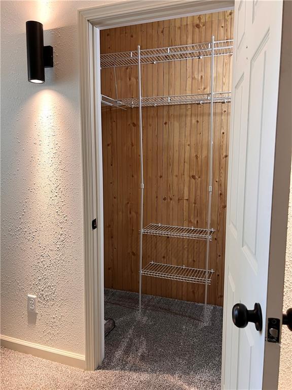 112 N High St, Butler, MO 64730 - view of closet