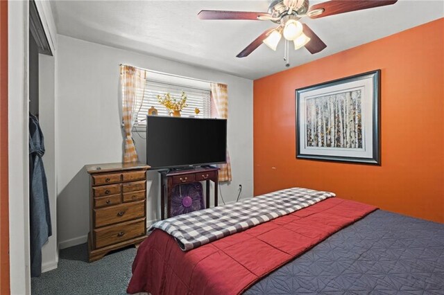 2508 Vernon Ave, Kansas City, KS 66104 - bedroom featuring carpet and a ceiling fan