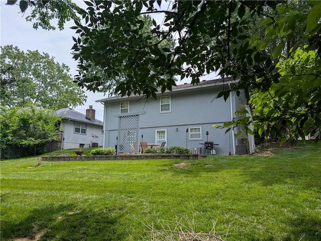413 Quail Trl, Warrensburg, MO 64093 - back of house