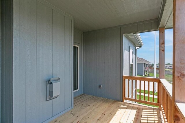 3720 NE 90th St, Kansas City, MO 64156 - view of deck