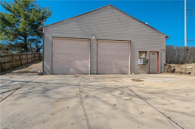924 N Park Ave, Independence, MO 64050 - detached garage featuring cooling unit
