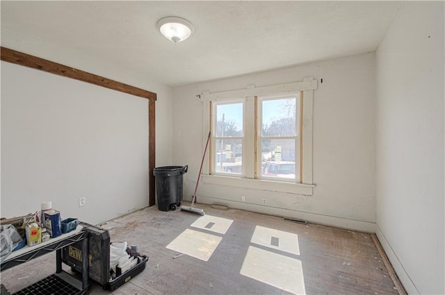 924 N Park Ave, Independence, MO 64050 - view of empty room