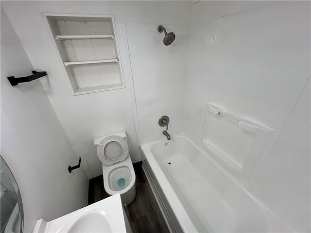 7104 N Cherry St, Gladstone, MO 64118 - full bathroom featuring toilet and shower / tub combination