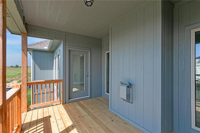 3707 NE 90th St, Kansas City, MO 64156 - view of wooden terrace