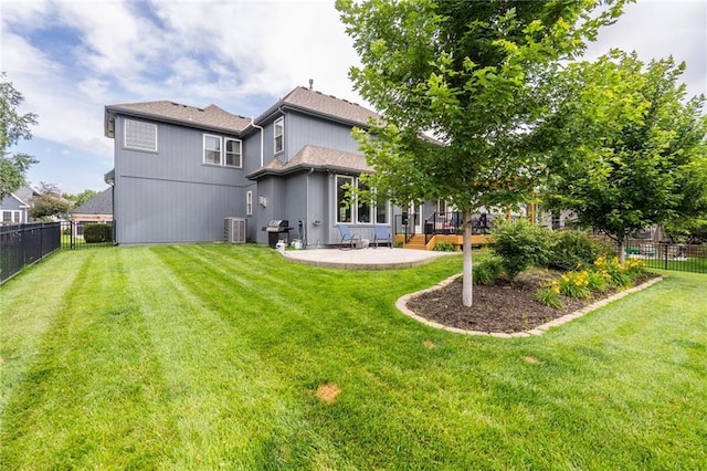 22833 W 44th St, Shawnee, KS 66226 - back of property featuring a fenced backyard and a patio