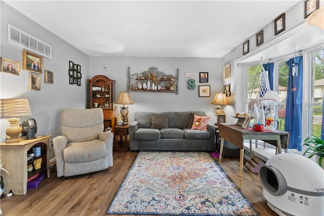 117 Ellison Way, Independence, MO 64050 - living area with wood finished floors