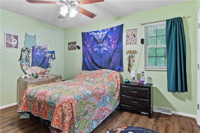 117 Ellison Way, Independence, MO 64050 - bedroom featuring wood finished floors and ceiling fan