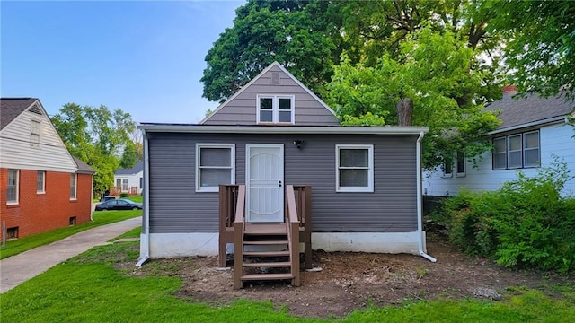 4216 E 67th Ter, Kansas City, MO 64132 - back of house featuring entry steps
