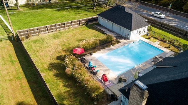 1902 Snowdrop Cir, Liberty, MO 64068 - aerial view of property and surrounding area with a pool