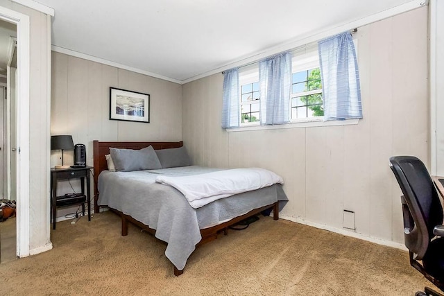 709 S 9th St, Louisburg, KS 66053 - carpeted bedroom with crown molding
