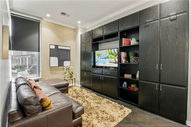 4545 Wornall Rd Unit Le4, Kansas City, MO 64111 - living area featuring crown molding and dark wood-style flooring