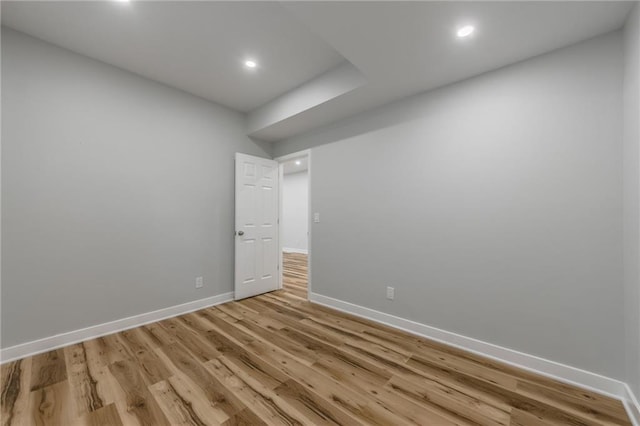 410 Kensington Ave, Kansas City, MO 64124 - spare room with light wood-style floors and recessed lighting
