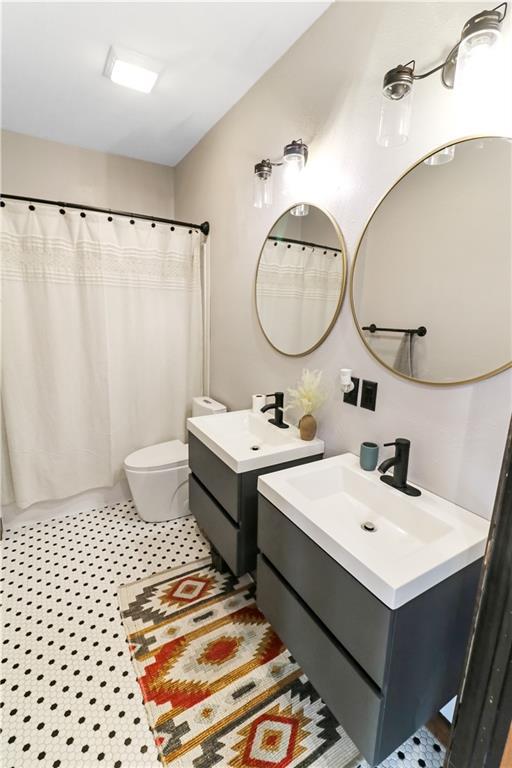 501 NW 101st Rd, Warrensburg, MO 64093 - bathroom with vanity