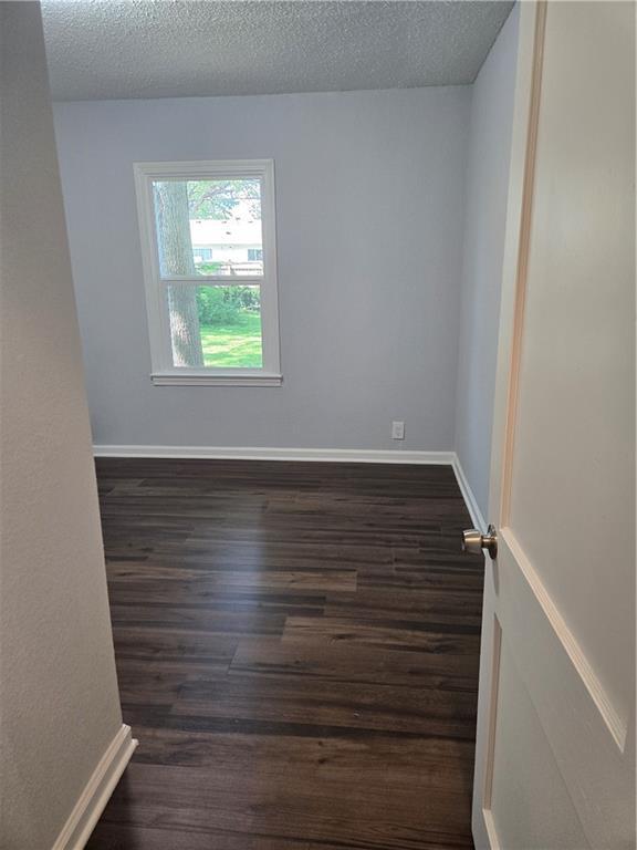 832 Hillside Ave, Liberty, MO 64068 - photo 11