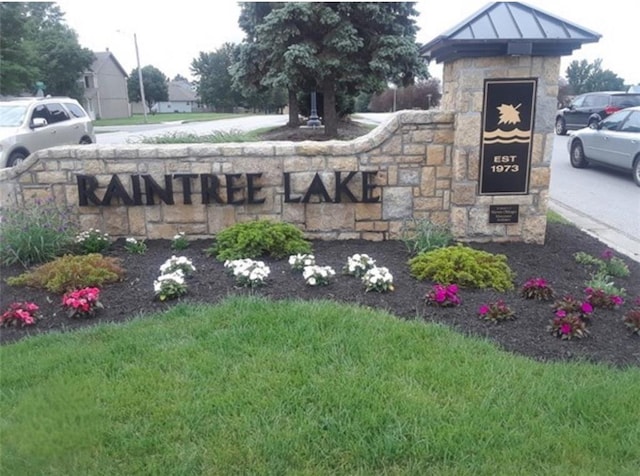 5118 SW Pelican Pt, Lees Summit, MO 64082 - view of community / neighborhood sign