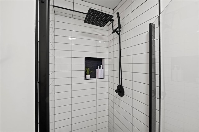 2421 NW Acorn Dr, Blue Springs, MO 64014 - bathroom featuring a shower stall
