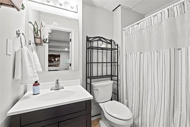2421 NW Acorn Dr, Blue Springs, MO 64014 - full bath with vanity and a shower with shower curtain