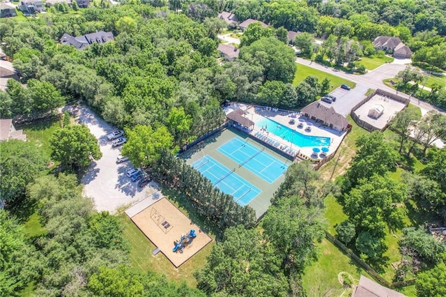 16042 Overbrook Ln, Stilwell, KS 66085 - aerial view of a pool area