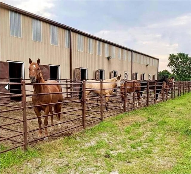 204 E Casey Rd, Lone Jack, MO 64070 - view of stable