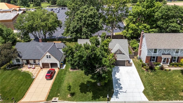 10136 Barton St, Overland Park, KS 66214 - aerial perspective of suburban area